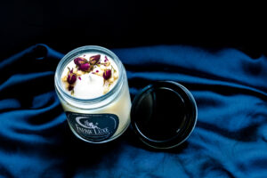 Rose Bouquet Jar Top BlackBG