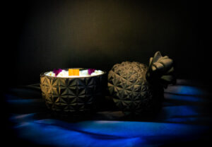 Rose Bouquet PineappleLuxe Open BlackBG
